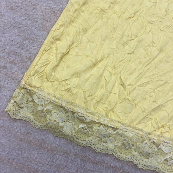Y2K Baby Yellow Lace Trim Cami Top Tank Size S‎ - Picture 5 of 6